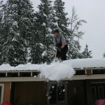 how to remove snow off your roof with correct equipment